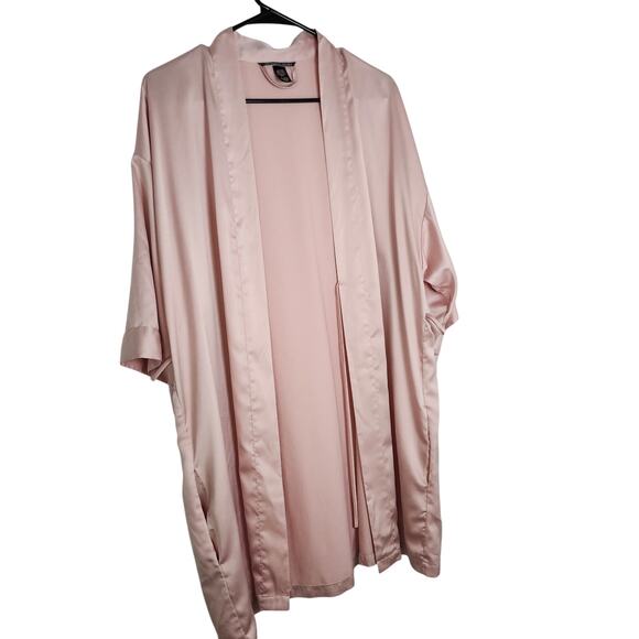 Victoria's Secret Silky Blush Pink Robe Sz M/L Loungewear Elegant honeymoon spa - Picture 2 of 8